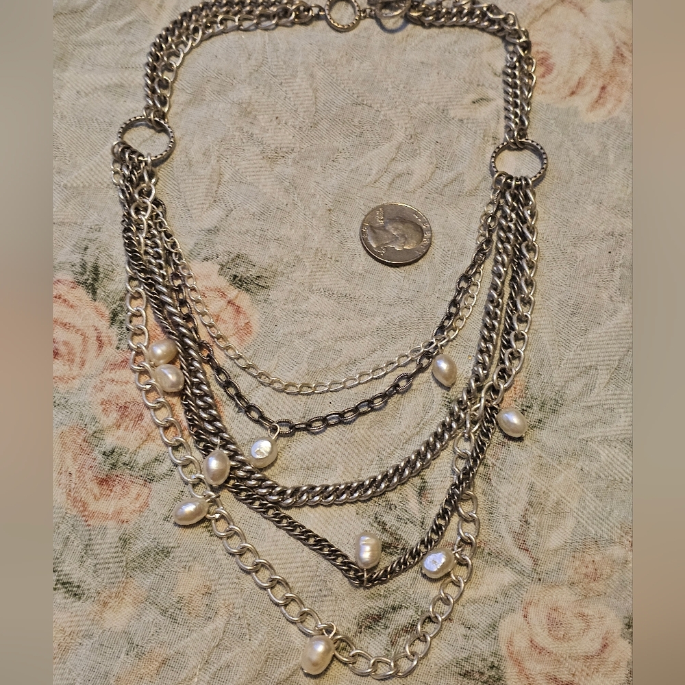 Silver Tone Necklace with Pearls